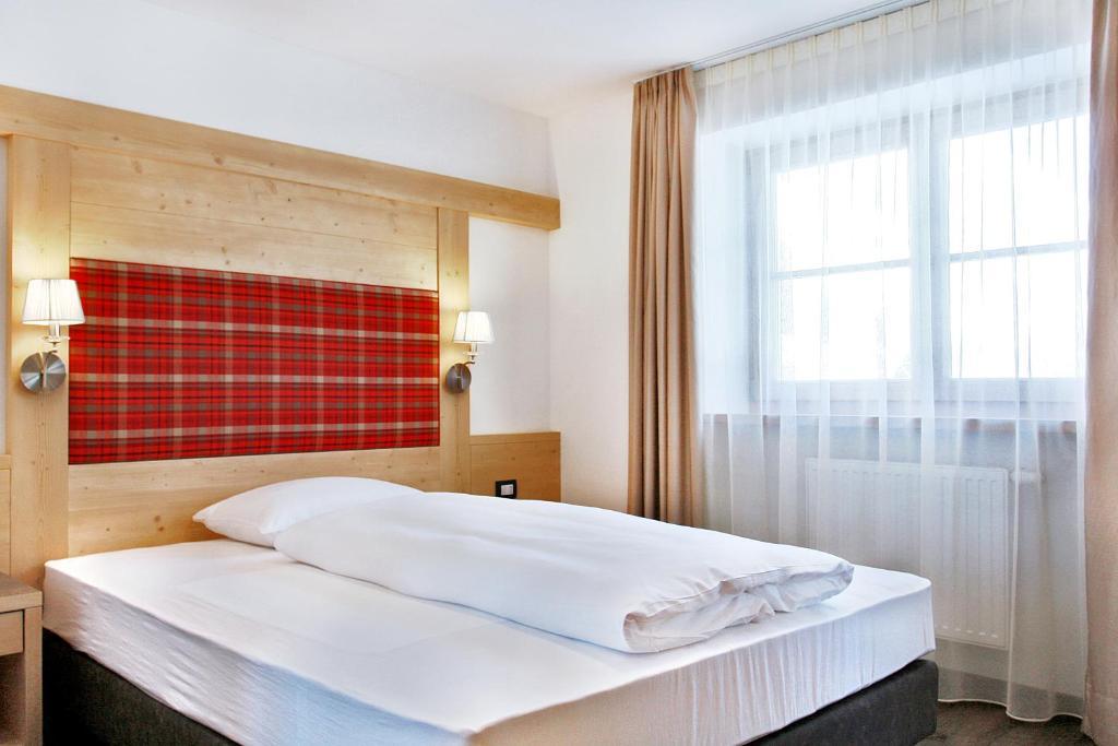 B&B La Tranquillite كورفارا إنْ بادِيا الغرفة الصورة